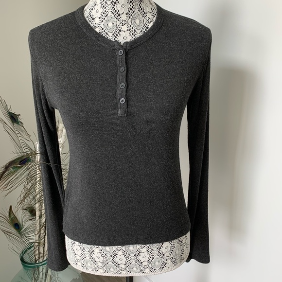 BRANDY MELVILLE Henley Style Sweater - Picture 1 of 5